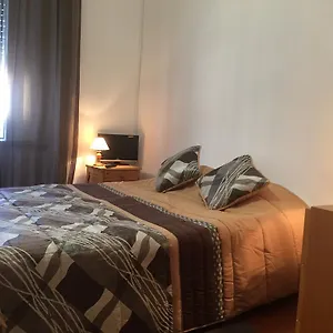 Residência Almirante Casa de hóspedes